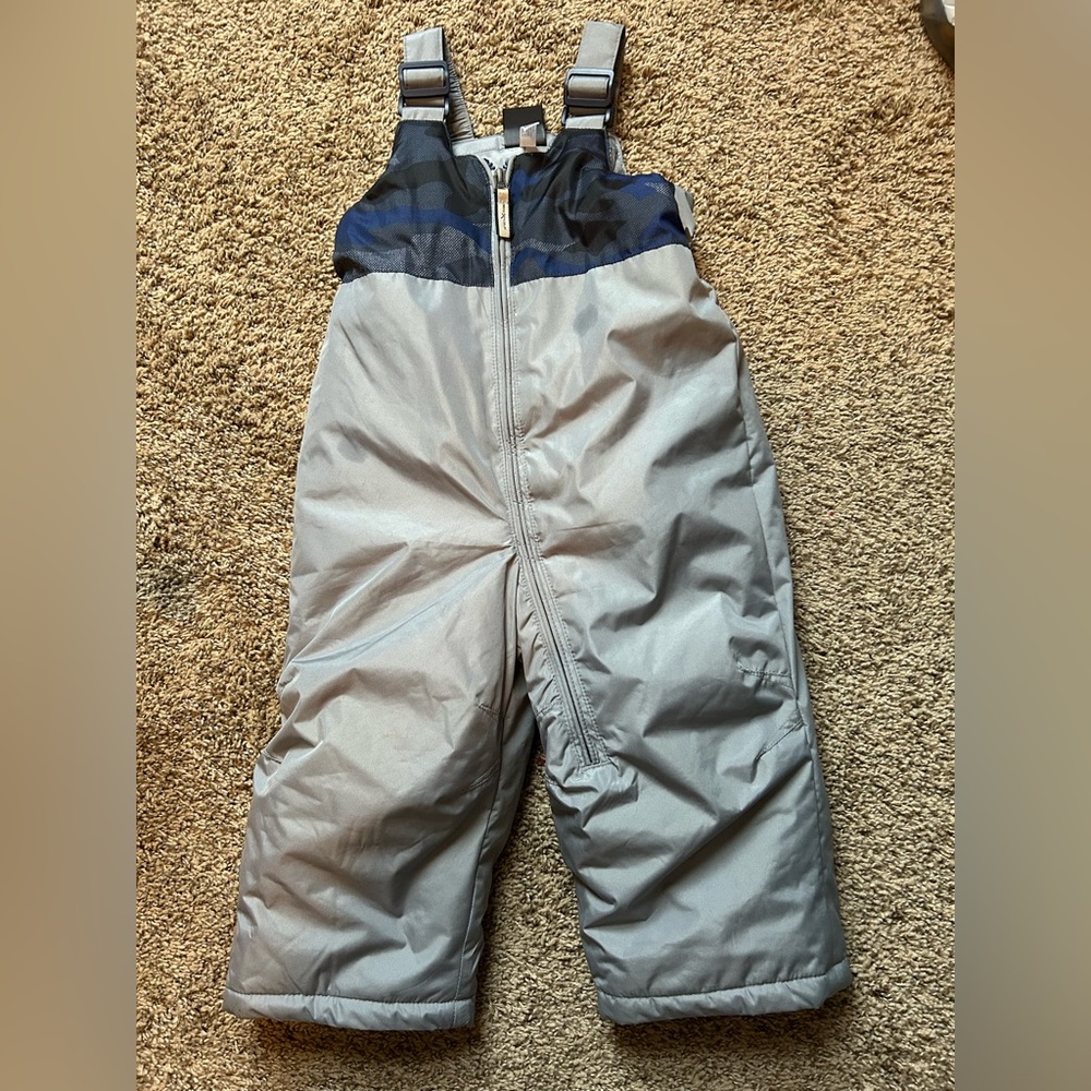 ZeroXposur Kids bib snow jump suit in Gray and Blue 24 months like new